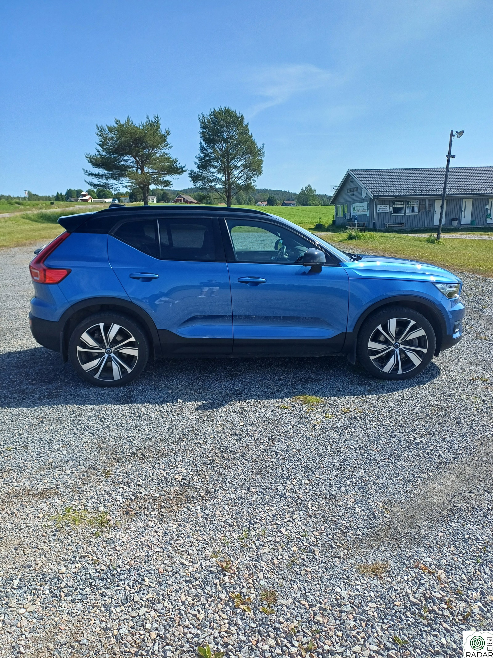 VOLVO XC40 P8 AWD Recharge
