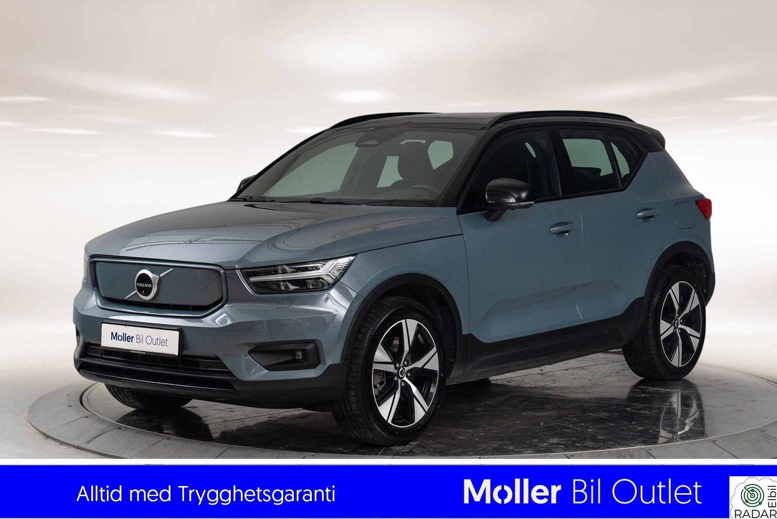 VOLVO XC40 P8 AWD Recharge - H/K, 360Kam, Pano