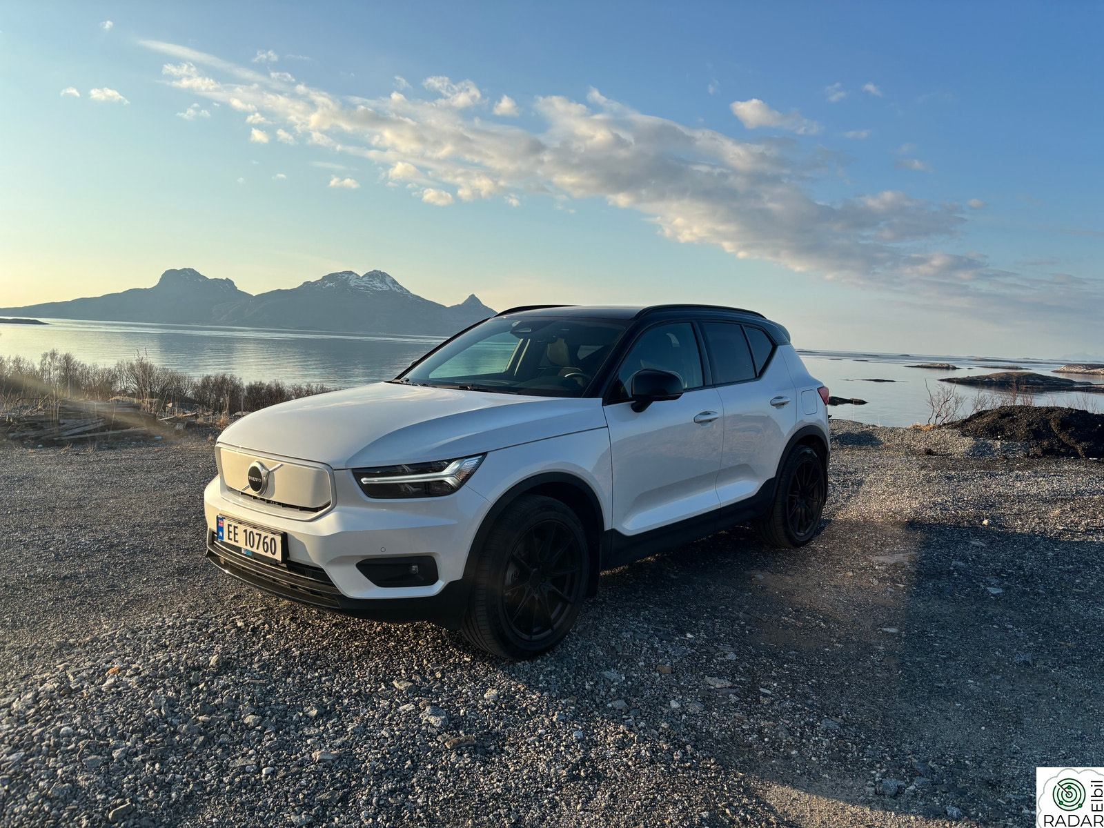 VOLVO XC40 P8 AWD Recharge