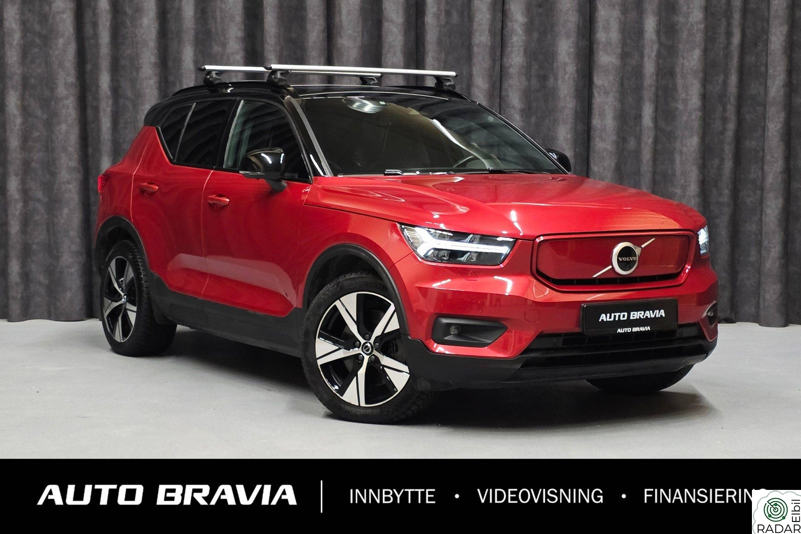 VOLVO XC40 AWD/408HK/R-DESIGN/KROK/H&K/PANO/ACC/LED/KAMERA/CARPLAY