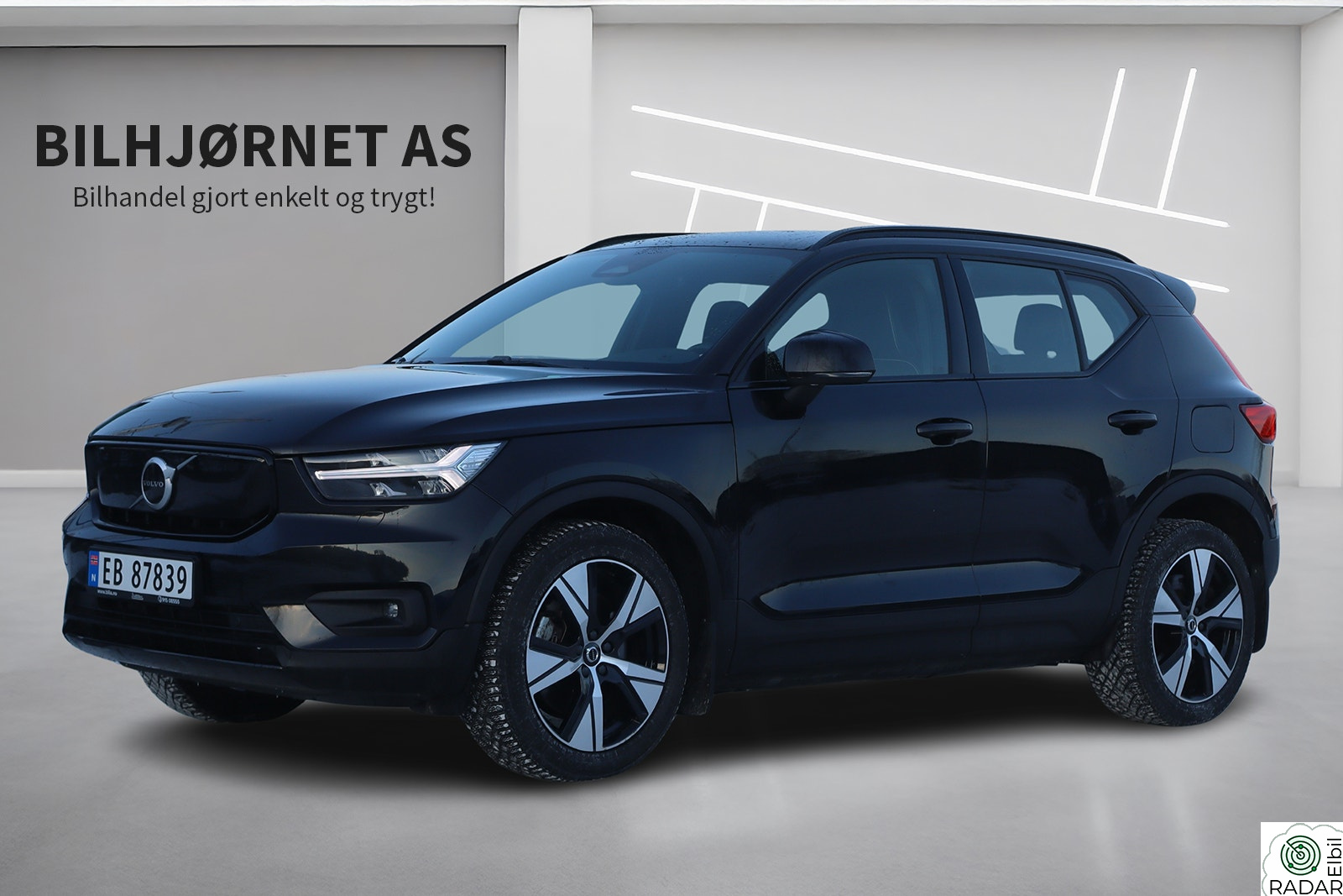 VOLVO XC40 P8 AWD Recharge | R-Design | ACC | Krok | Rattvarme |