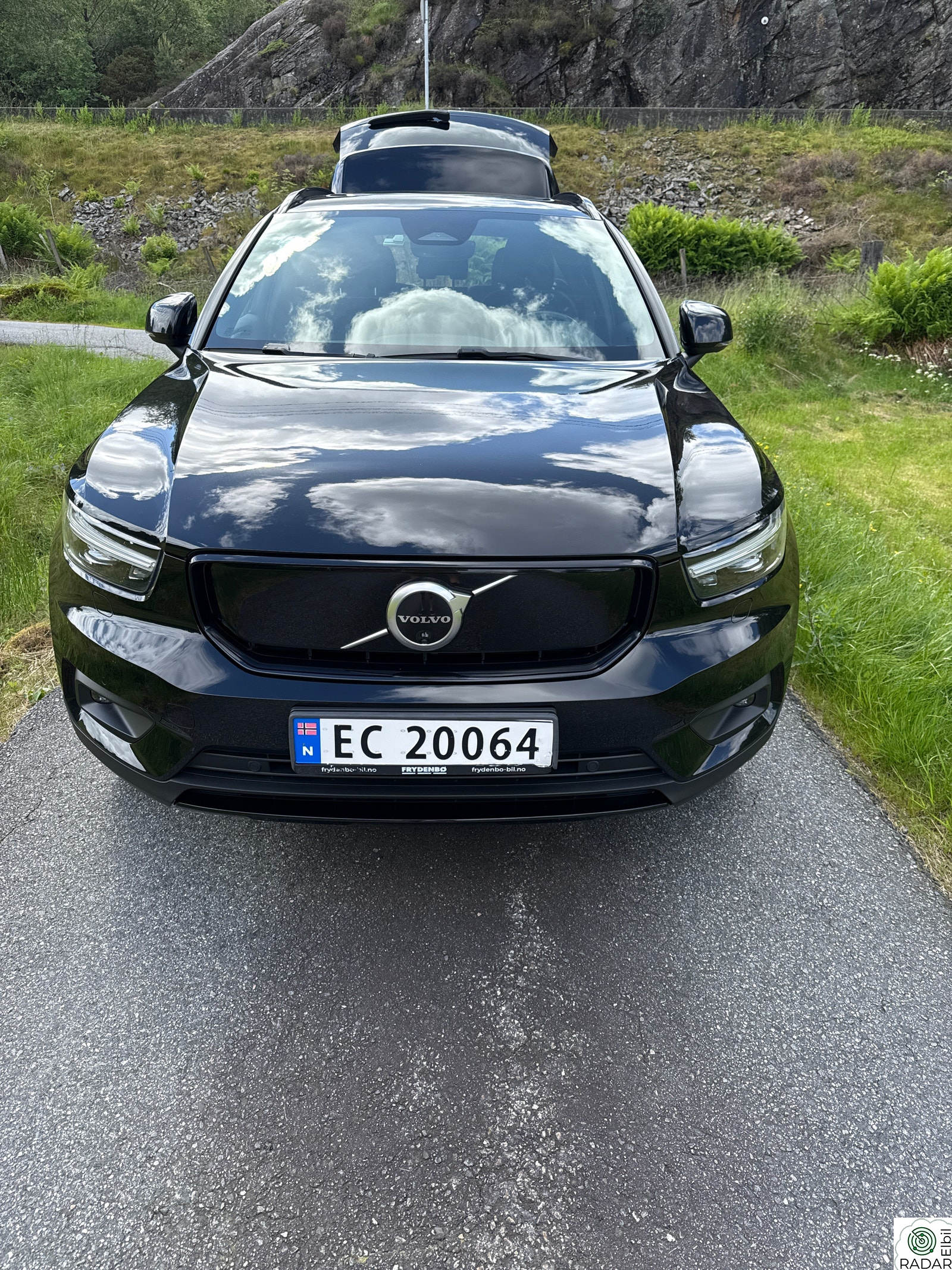 VOLVO XC40 P8 AWD Recharge
