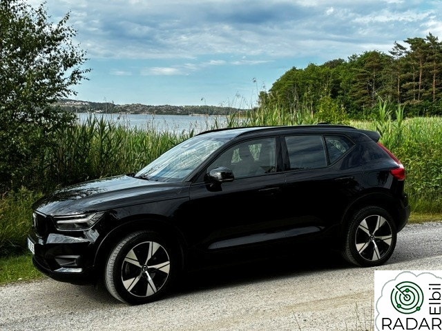 VOLVO XC40 P8 AWD Recharge