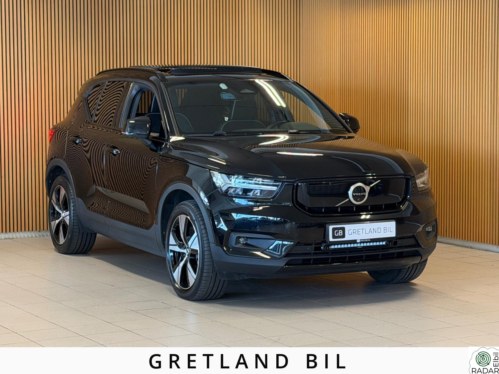 VOLVO XC40 P8 AWD/SKINN/19"/KROK/360KAMERA/HARMAN KARDON/NORSK