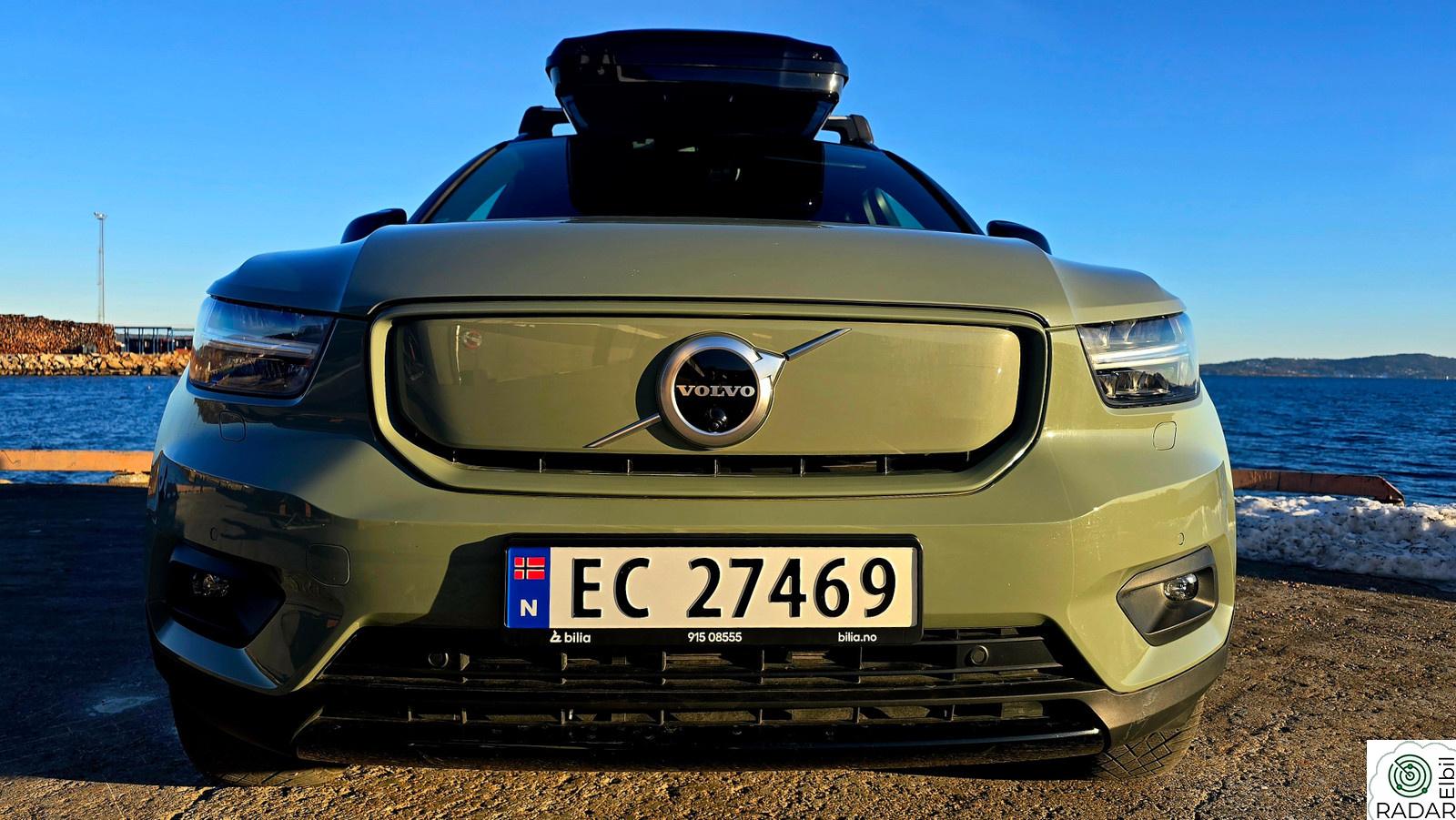 VOLVO XC40 P8 AWD Recharge - Skiboks, Panorama, Lydpakke