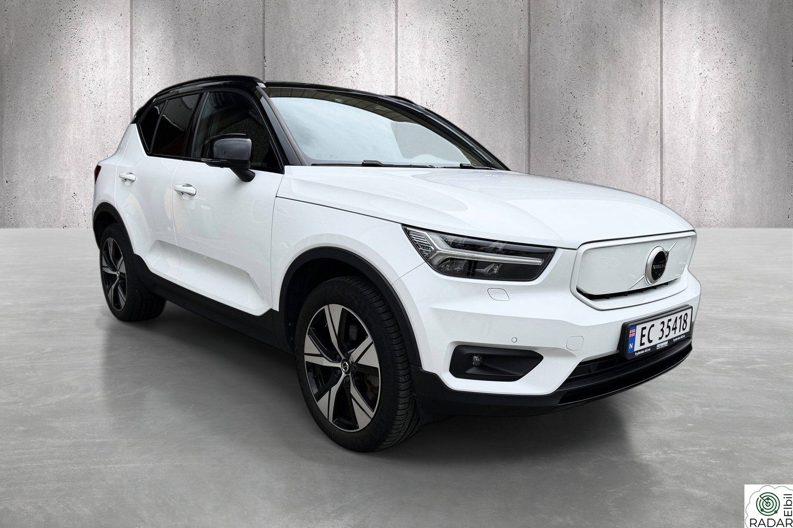 VOLVO XC40 P8 Recharge AWD R-design 408HK | 2 år Garanti |Utstyr!
