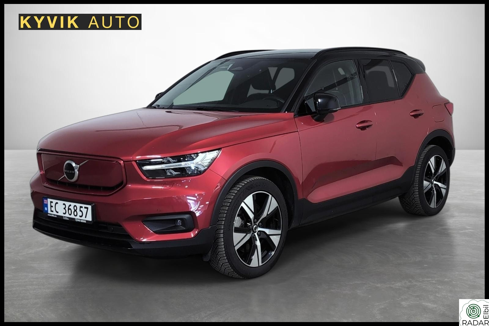 VOLVO XC40 P8 AWD Recharge /CC/HARMAN KARDON/DAB+/NAVI