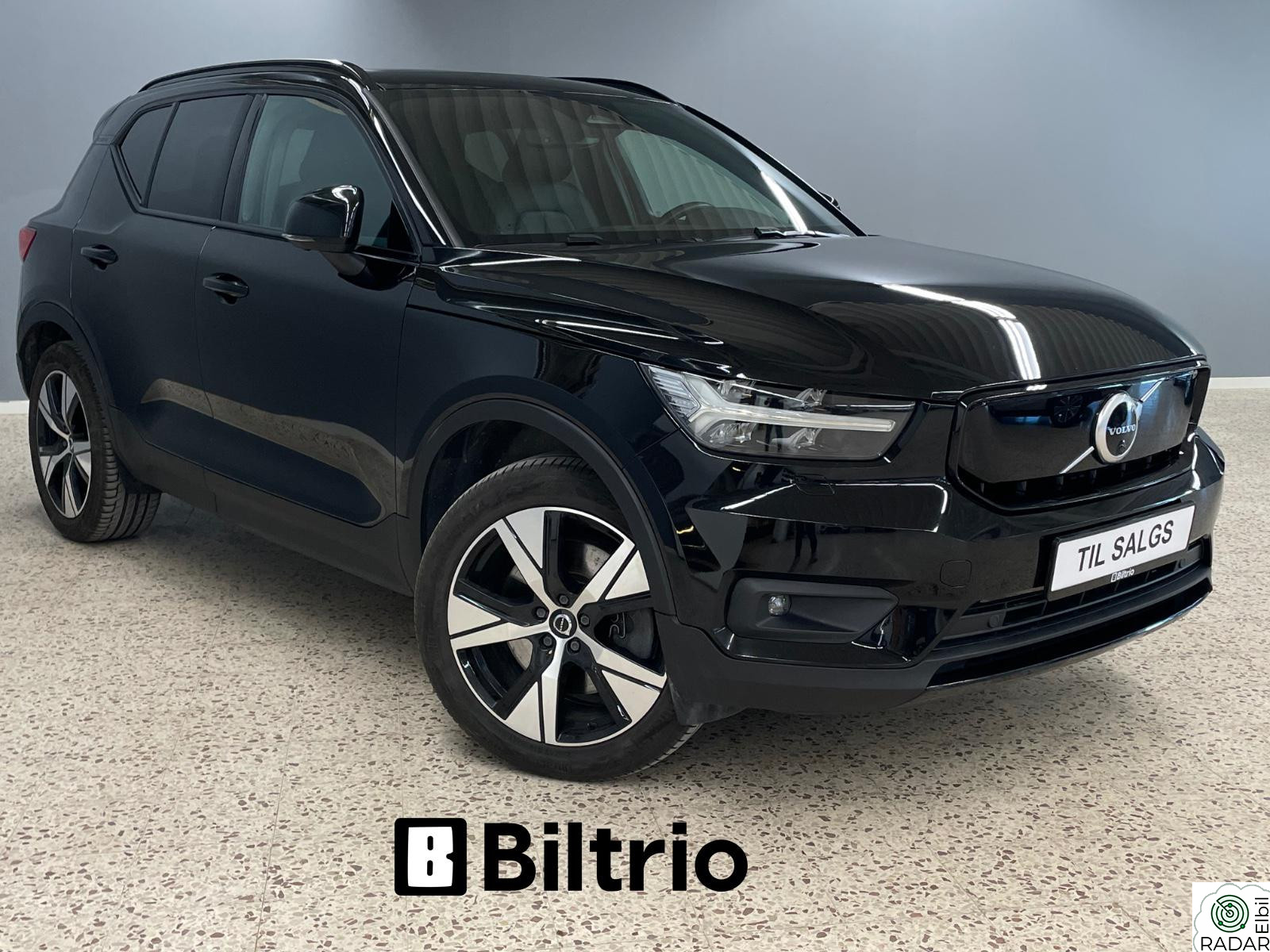 VOLVO XC40 P8 AWD RECHARGE /360 KAMERA/ACC/VOC/H&K/SKINN/Pano/Krok