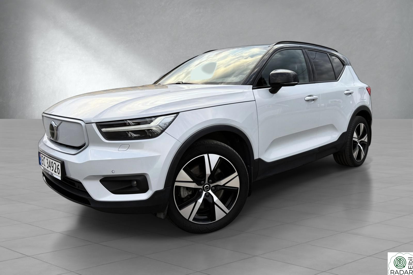 VOLVO XC40 P8 AWD | 418km | Varmepumpe | Skinn | H&K | Krok