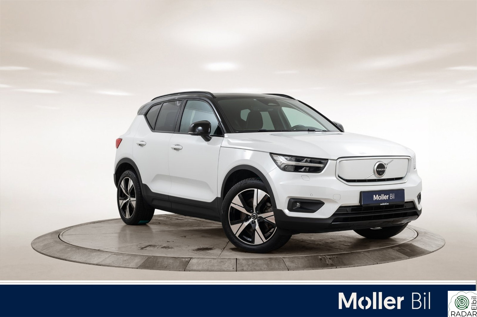 VOLVO XC40 P8 AWD Recharge - 360Kam, Pano, Krok, Navi