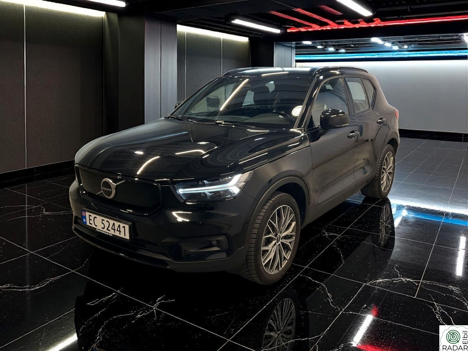 VOLVO XC40 RECHARGE P8 AWD+KROK+ACC+LYSPAKKE+NY EU+SERVICE