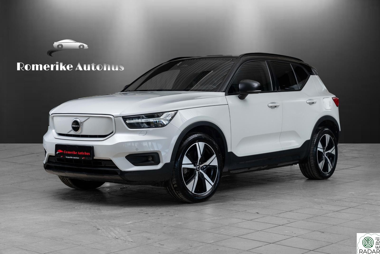 VOLVO XC40 P8 AWD Recharge // Harman/Kardon, Helskinn, Kam, KROK++