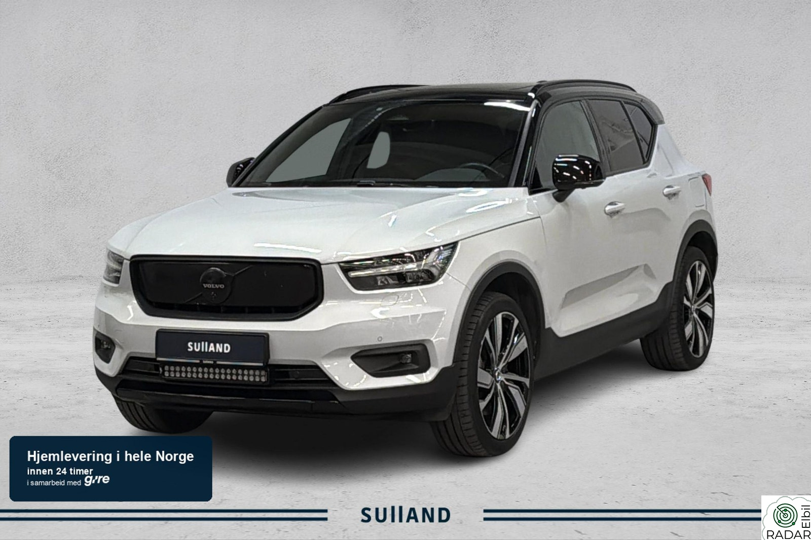 VOLVO XC40 P8 AWD /Krok/Pano/360kam/HarmanK/El.Stoler/20"/ACC/++