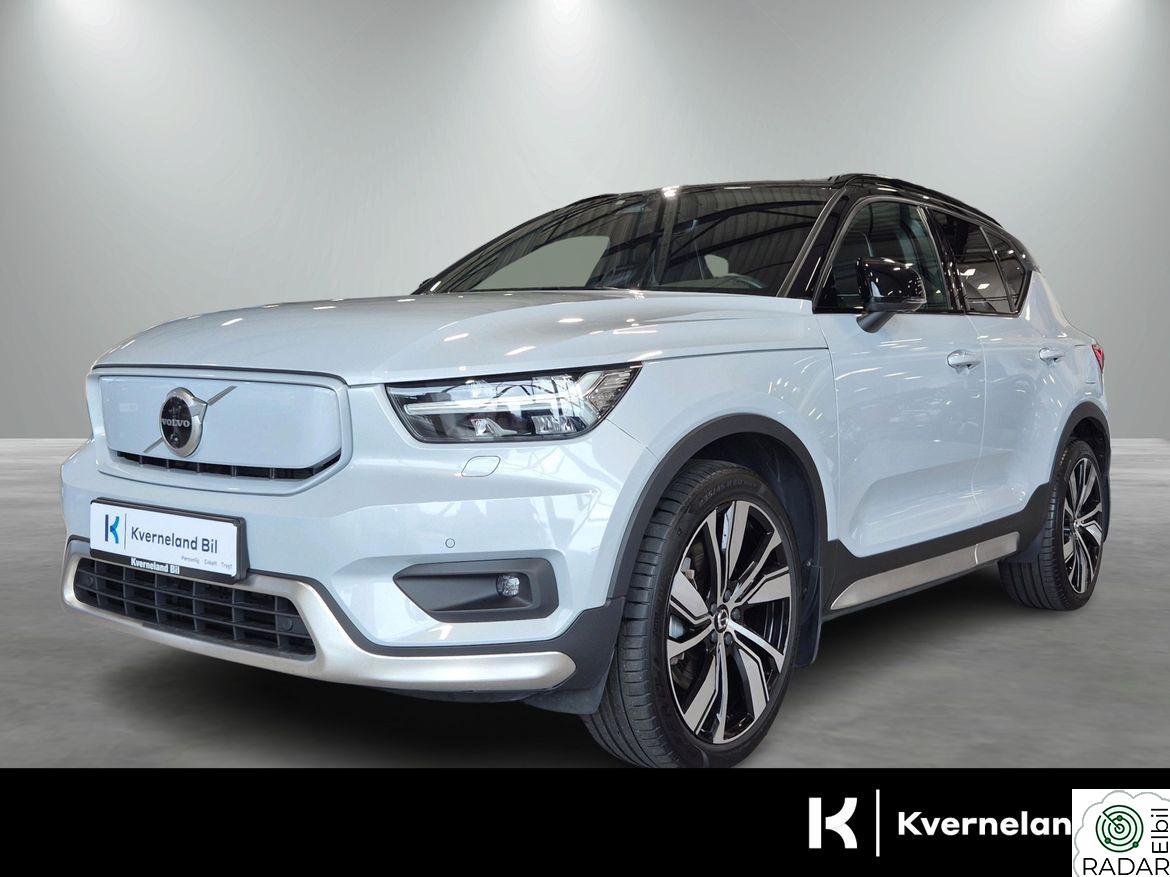 VOLVO XC40 P8 AWD Recharge H&K ACC Pano Krok ++