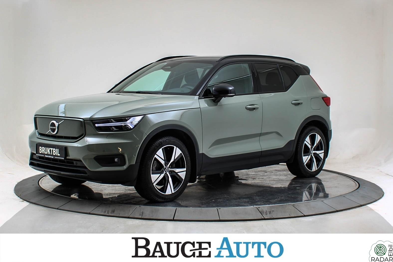 VOLVO XC40 Recharge Twin /El.krok/360-kam/Soltak/Harman Kardon++
