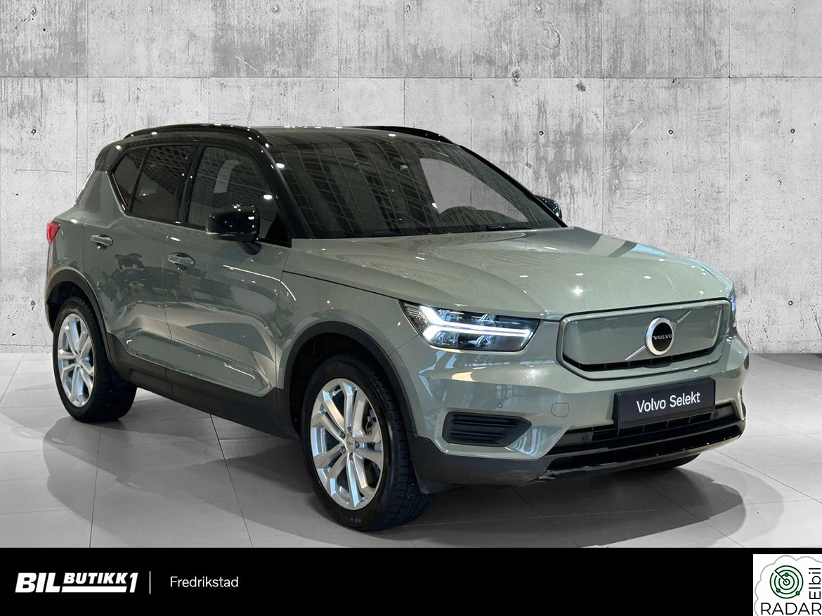 VOLVO XC40 2022 AWD Plus