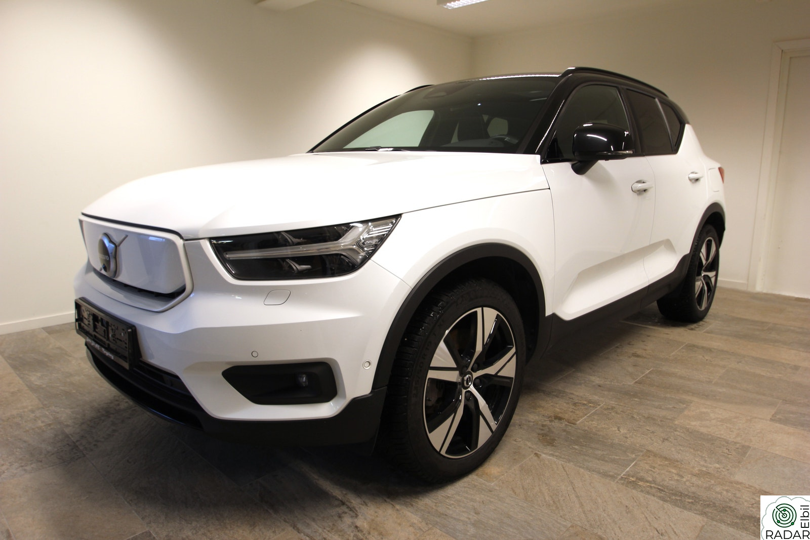 VOLVO XC40 PRO Electric/Pano/360 Kamera/Harman/Krok/19/ALT UTSTYR