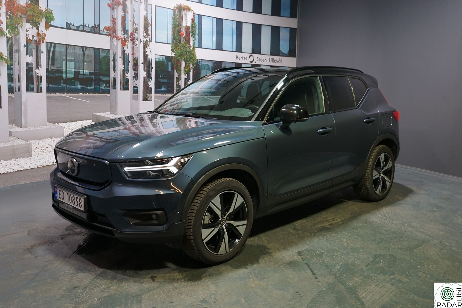 VOLVO XC40 Recharge Twin motor 4WD – Pro / Godt utstyrt