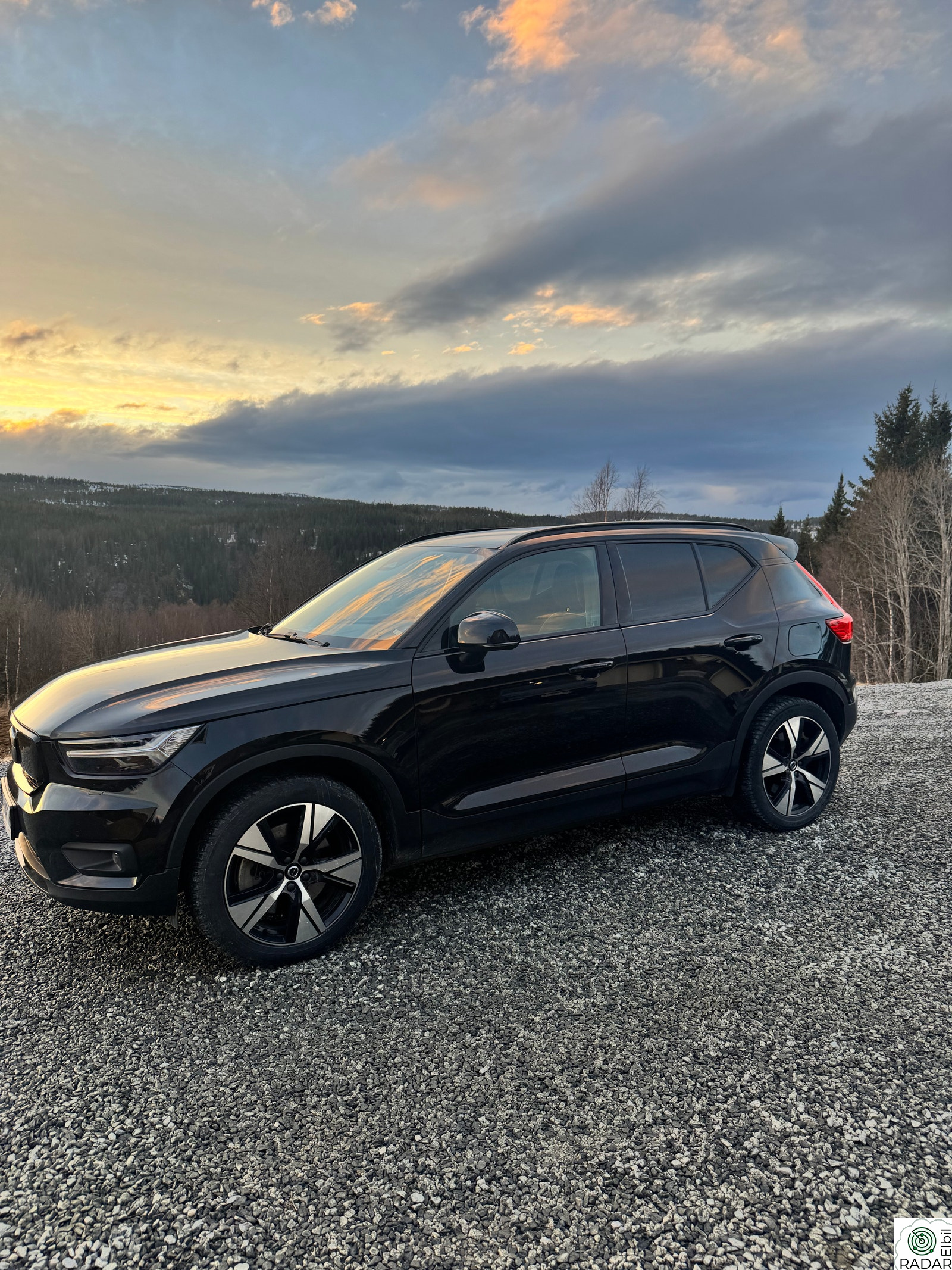 VOLVO XC40 Recharge Twin 408hk AWD Plus