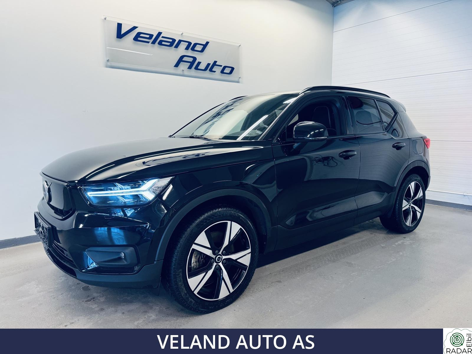 VOLVO XC40 RECHARGE TWIN AWD/DELSKINN/MINNE/KAMERA/ACC/NAVI/KROK