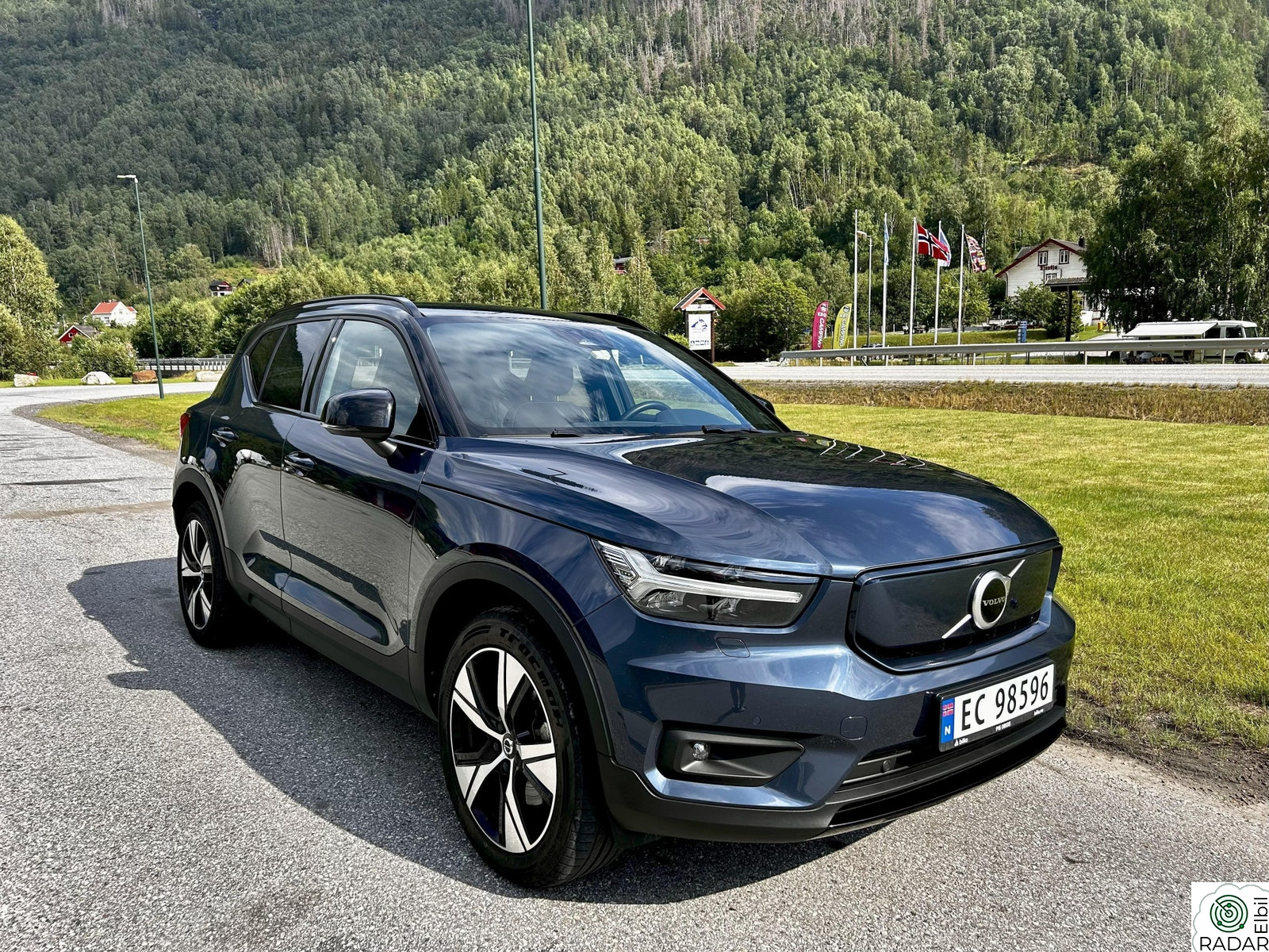VOLVO XC40 Recharge Twin 408hk AWD Plus