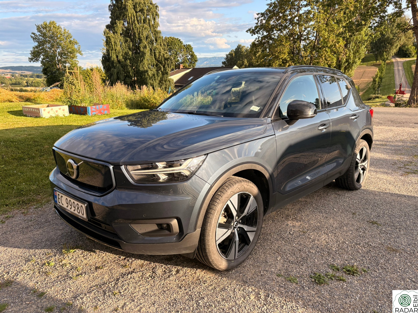 VOLVO XC40 Recharge Twin 408hk AWD Plus