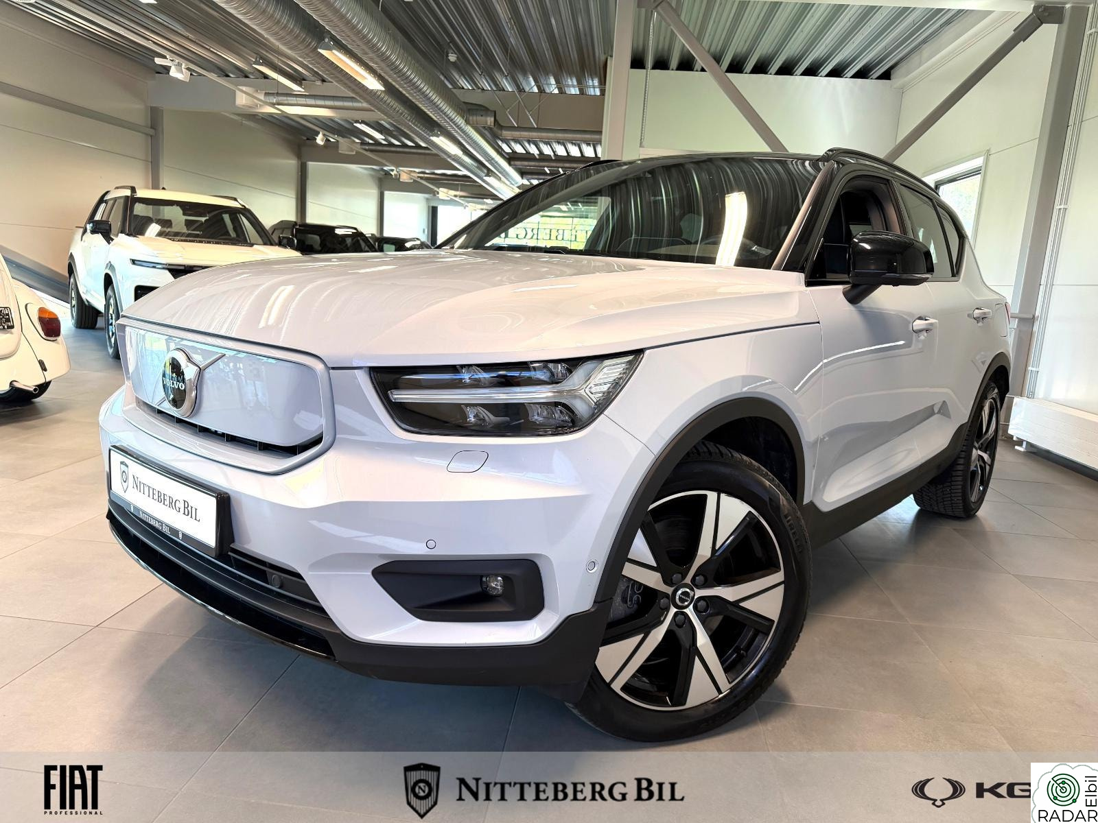 VOLVO XC40 4x4 Recharge PRO - Panorama - LED -360 - Harman Kardon