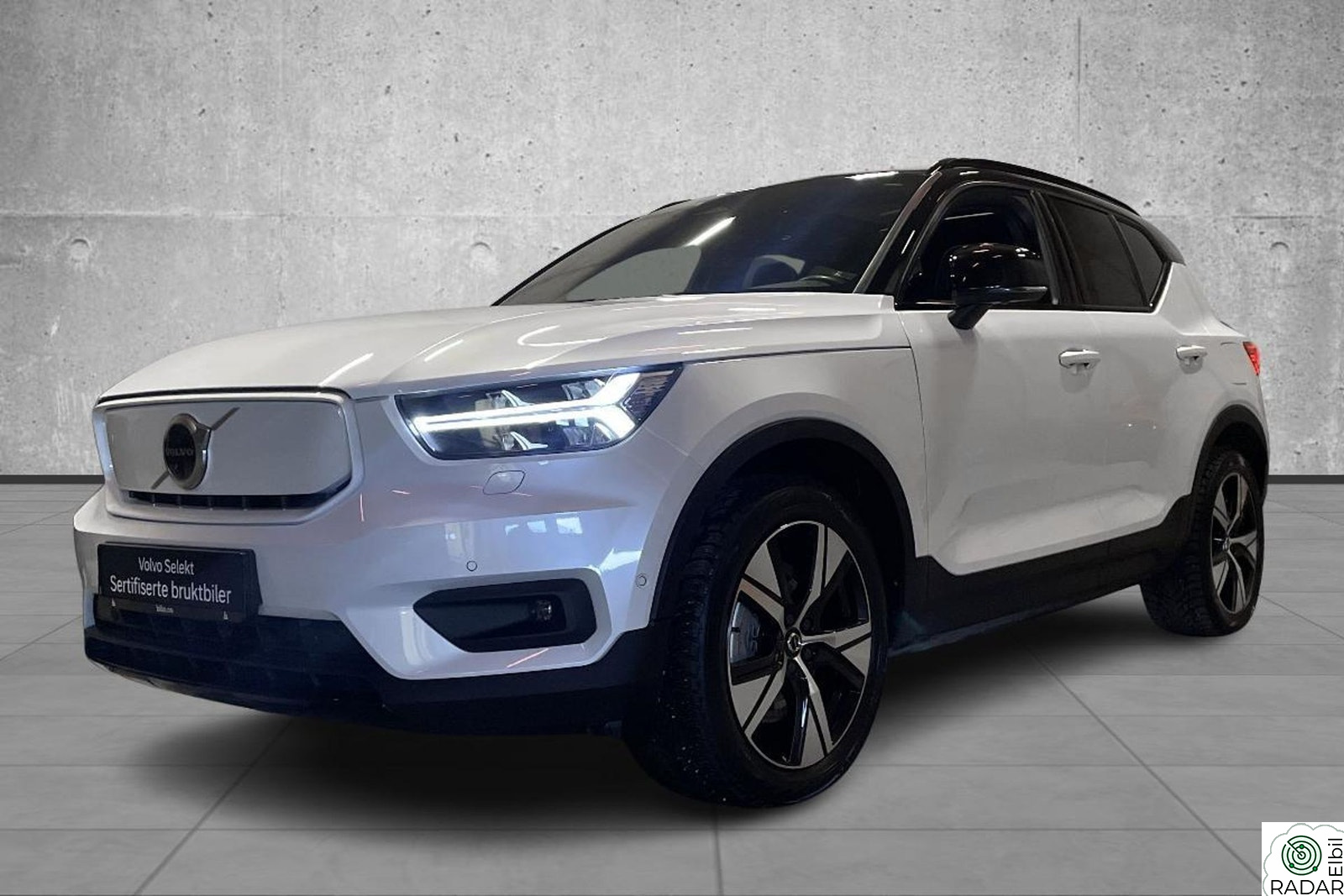 VOLVO XC40 AWD Twin Pro H.Feste,360kam,H&K,El.seter