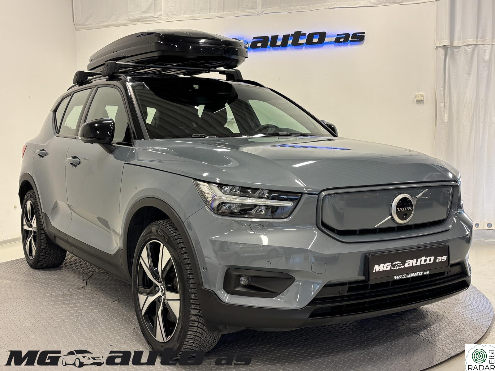VOLVO XC40 RECHARGE PRO AWD*ARIENNE SKINN*HARMAN*360 KAMERA*KRO