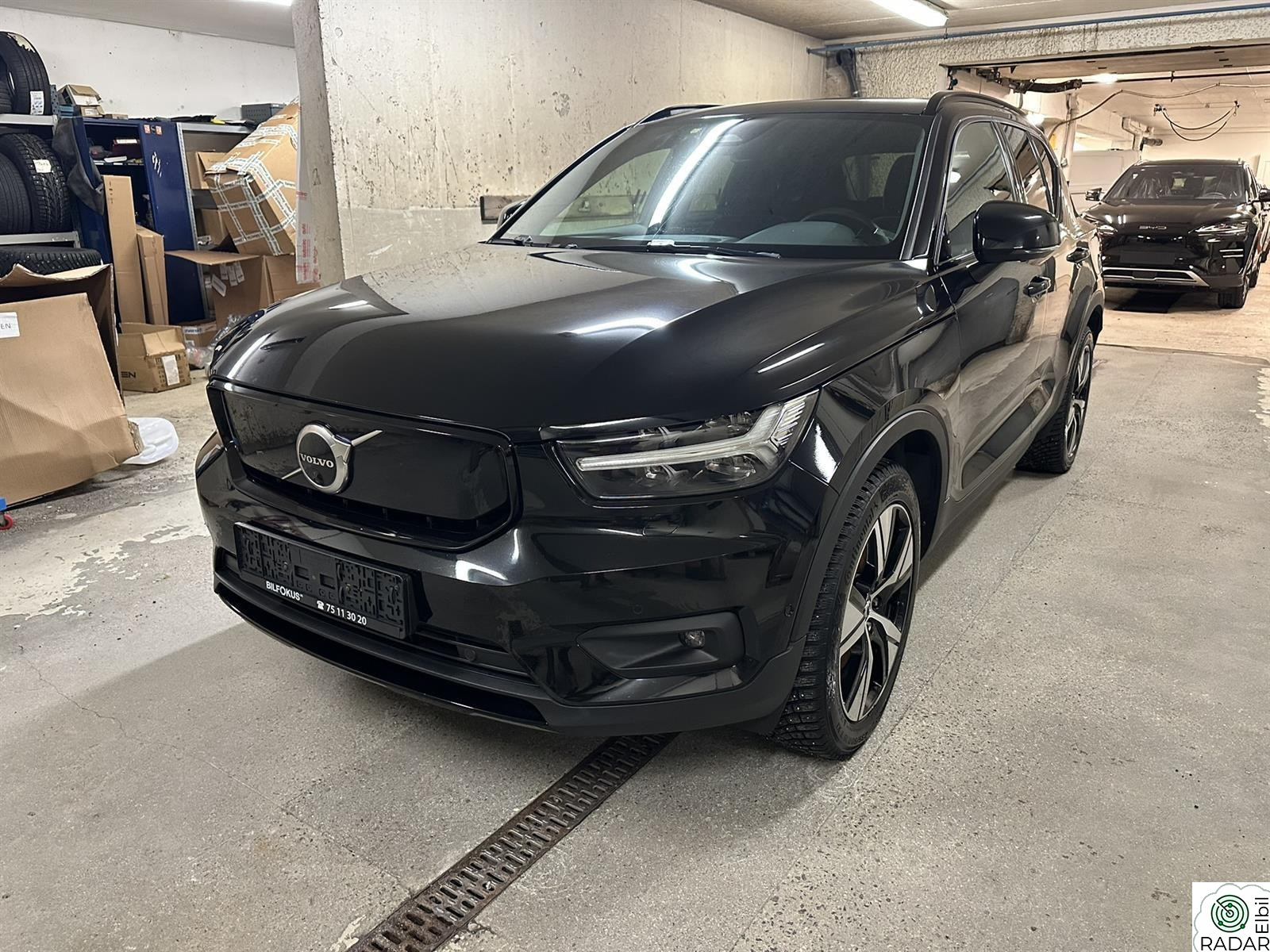 VOLVO XC40