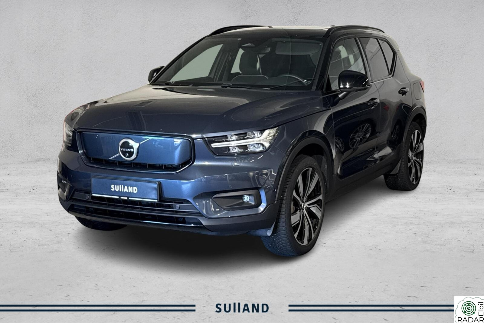 VOLVO XC40 Recharge Twin 408 hk AWD Pro/ Pano/ Harman Kardon/ Krok