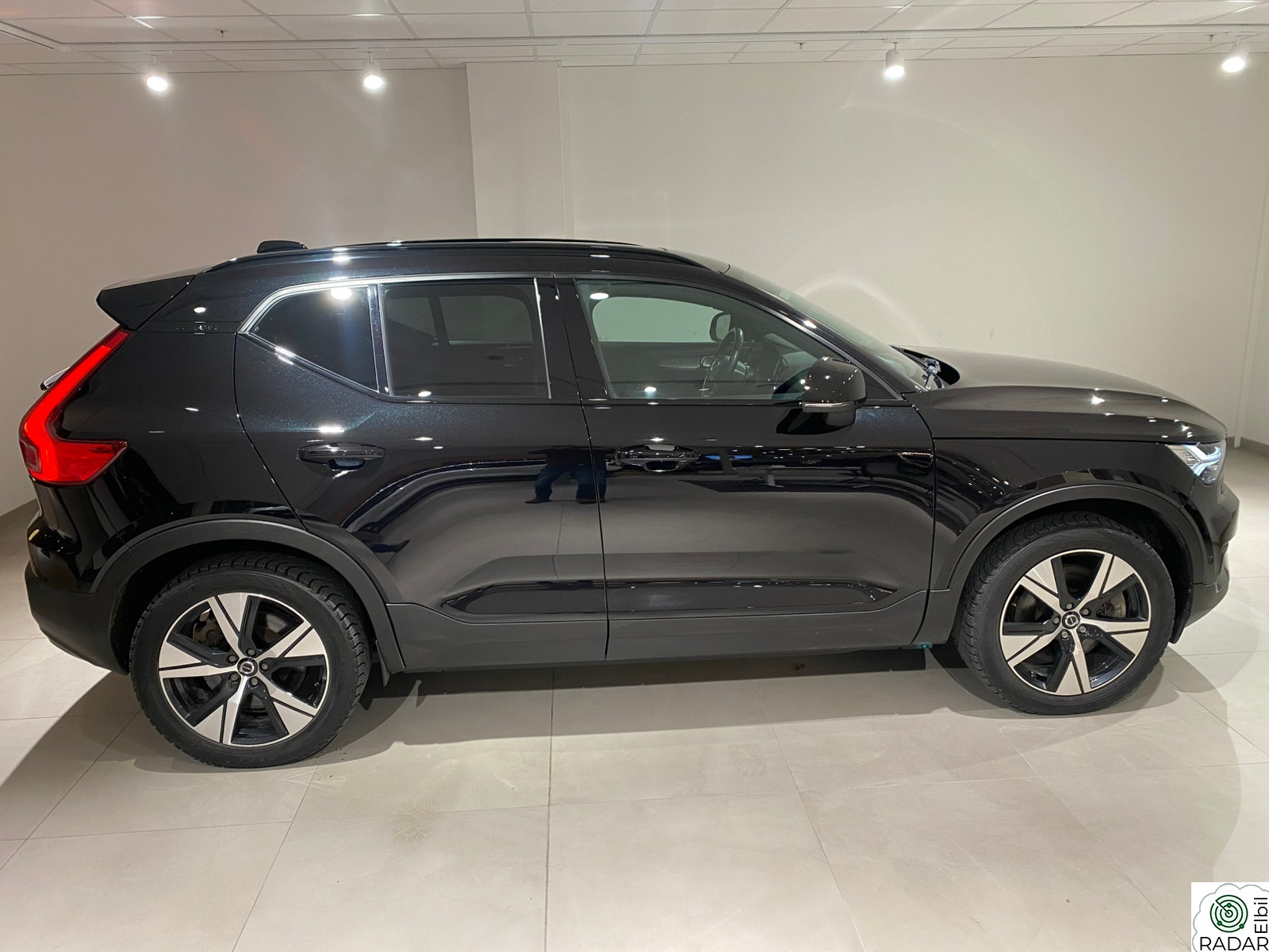 VOLVO XC40 Recharge Twin 408 hk AWD Pro