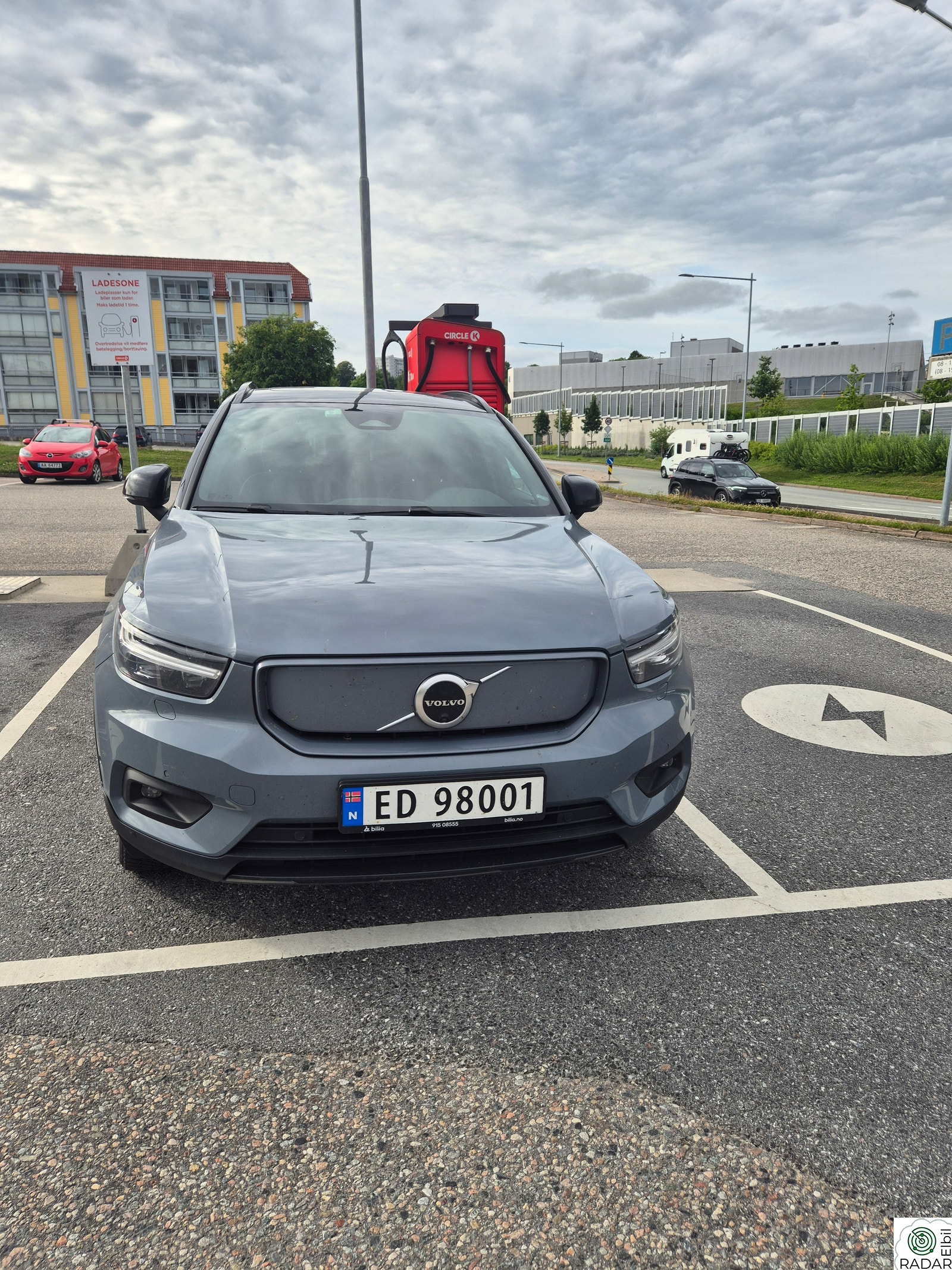 VOLVO XC40 Recharge Twin 408 hk AWD Pro