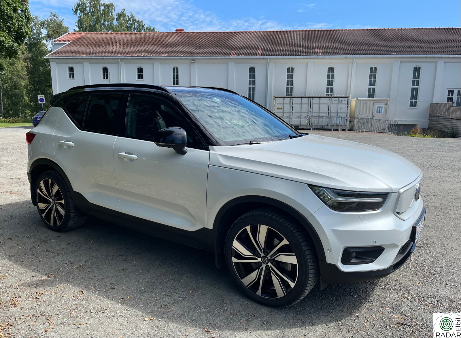 VOLVO XC40 Recharge Twin 408 hk AWD Pro /Hfeste/Harmon K/360