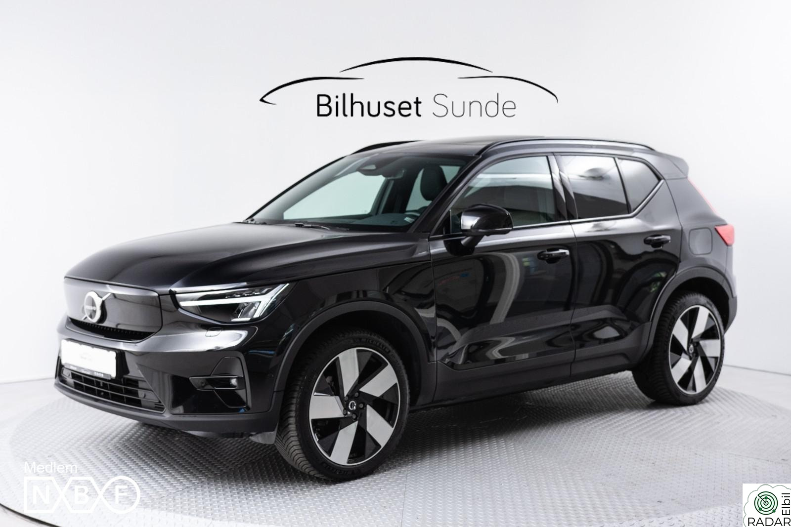 VOLVO XC40 Recharge AWD Ultimate,Krok,Pano,H/K,ACC,Google,LED++