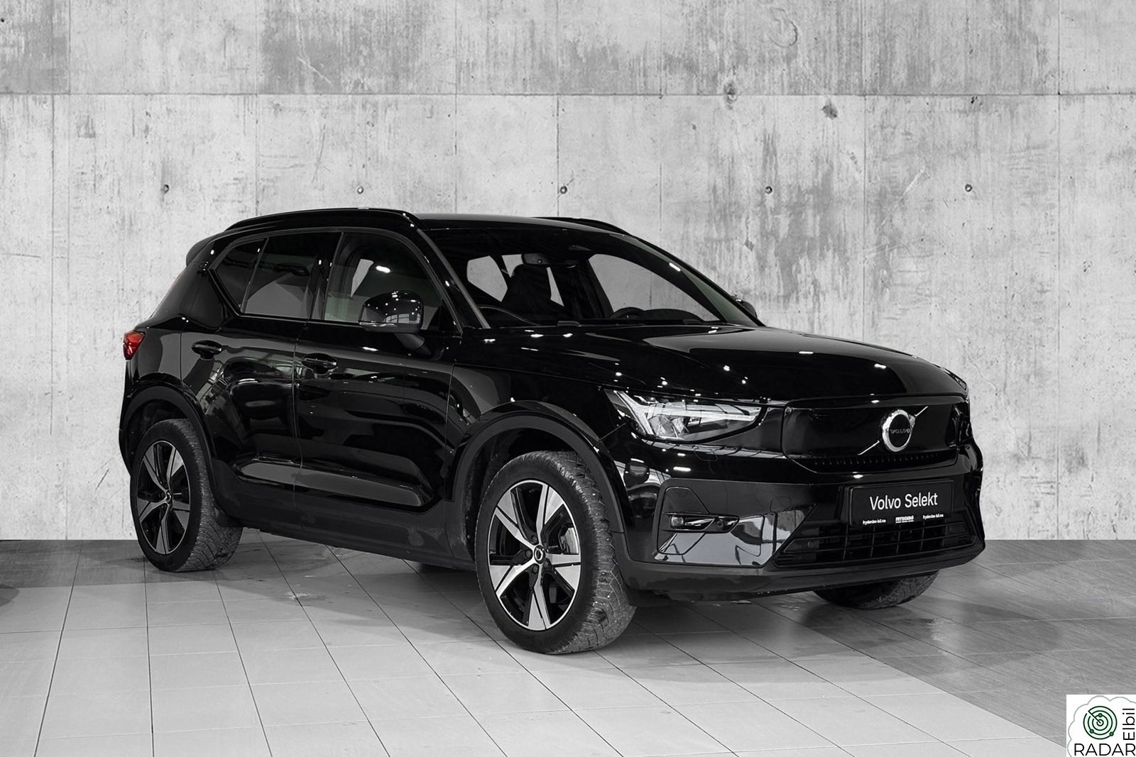 VOLVO XC40 Recharge Twin Plus KROK|TONEDE|19"|7år*