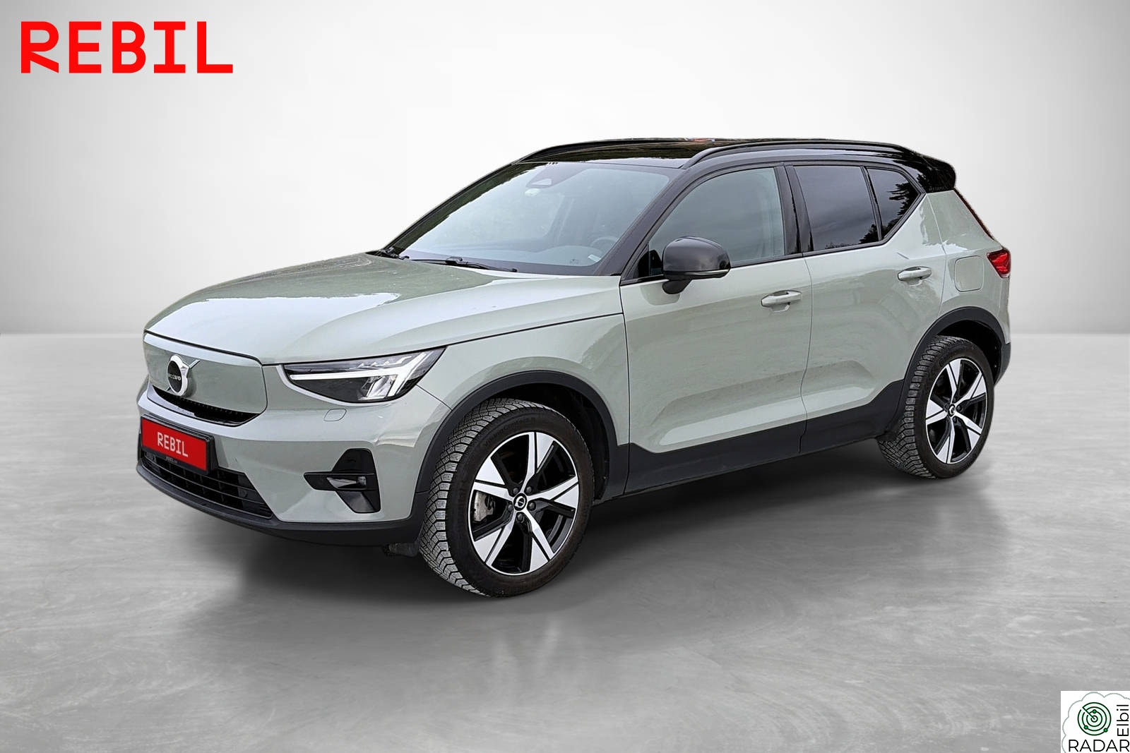 VOLVO XC40 Recharge Twin/Plus/R-Design/AWD/Krok/R.Kam/ACC