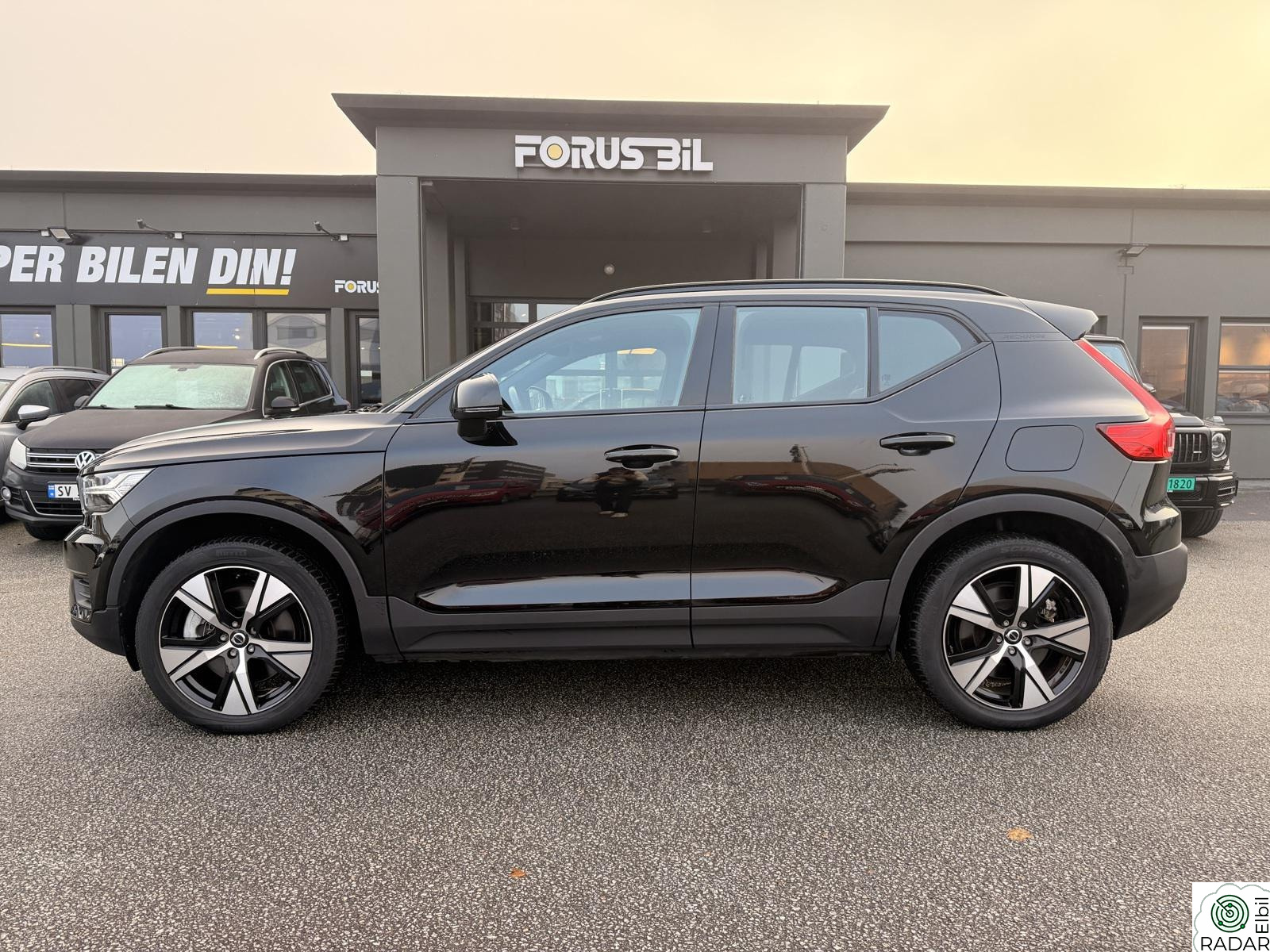 VOLVO XC40 Recharge 231hk /418km /EL. Krok /Nybilgaranti /EU 2028