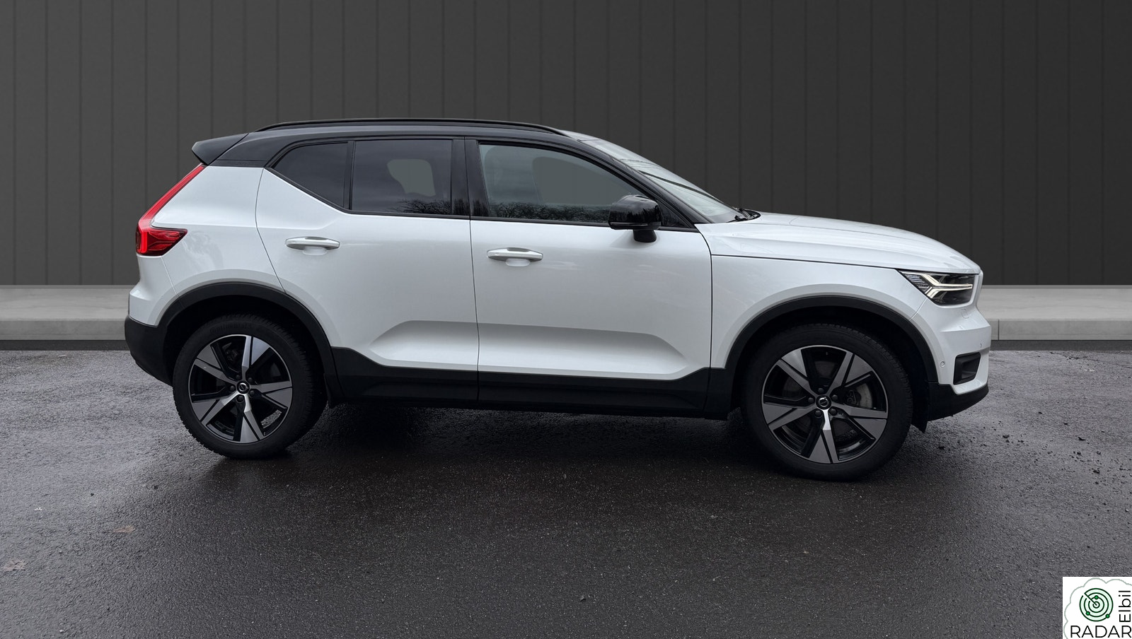 VOLVO XC40 Recharge PRO | Panormatak | 360 Kamera | Krok