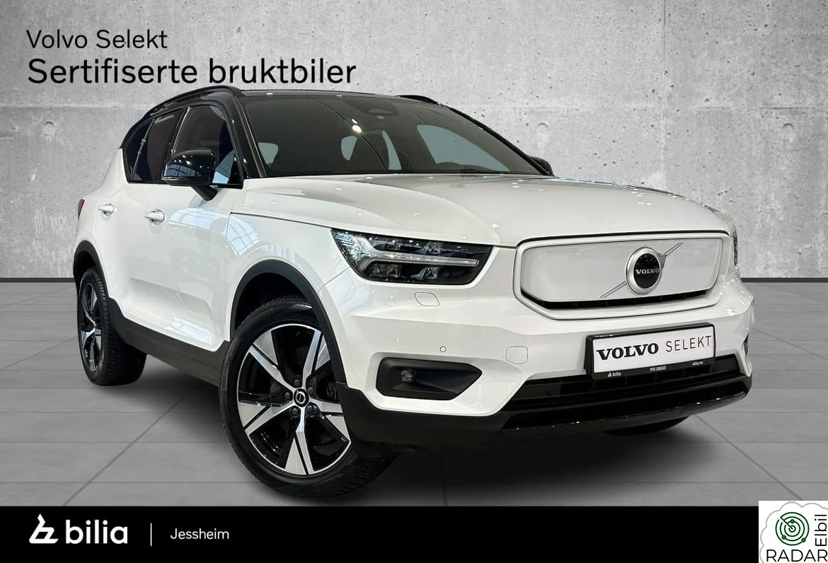 VOLVO XC40 FWD 231Hk Plus, Google, Parkeringsvarmer, Volvo App