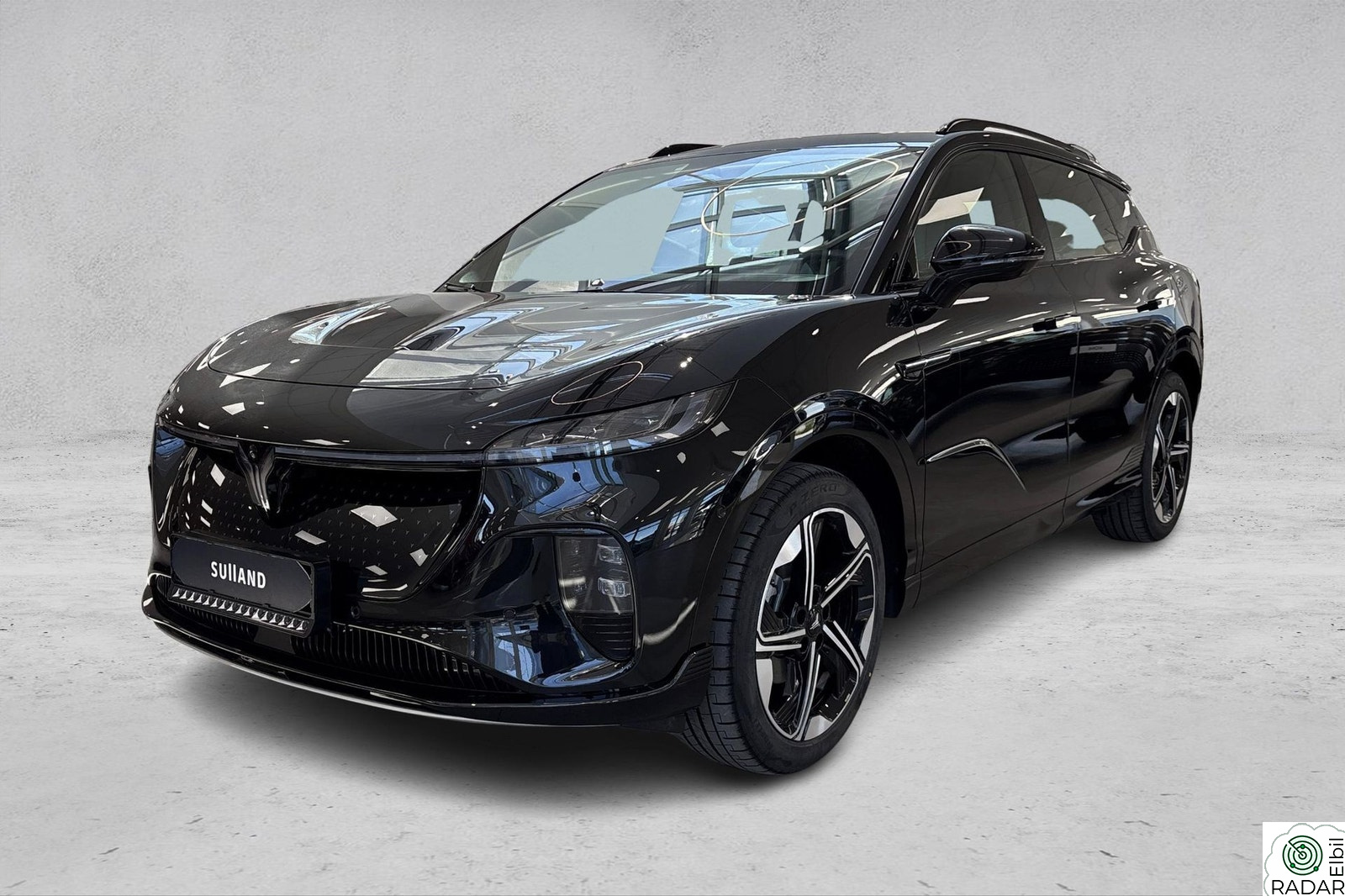 VOYAH COURAGE | AWD | Soltak | Led-bar |