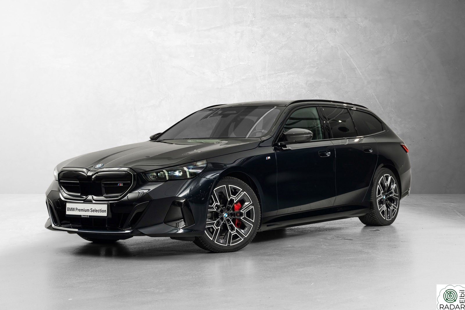 BMW i5 M60 xDrive Touring xDrive Pano, B&W-stereo, Adaptiv cruise, Krok