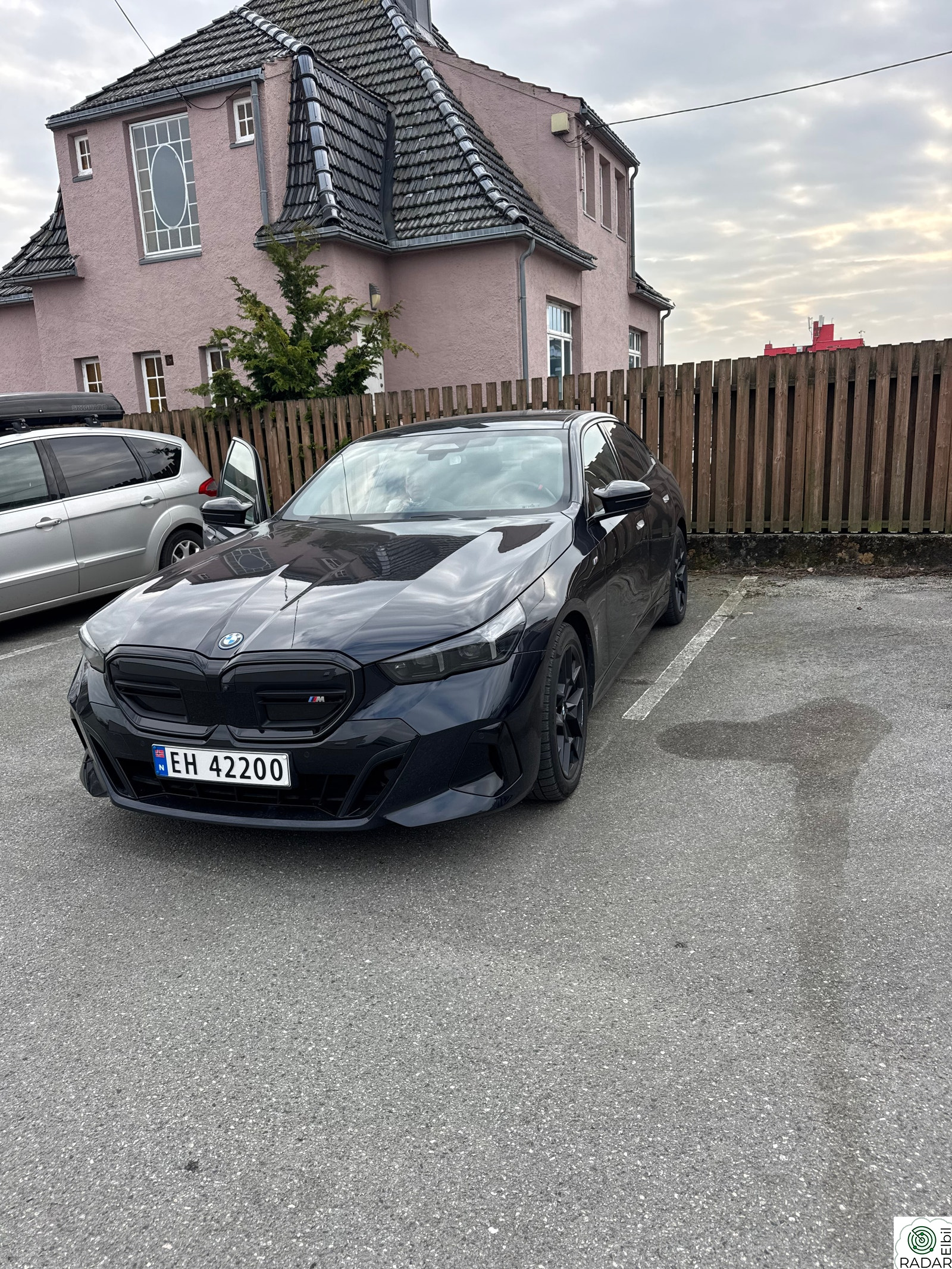 BMW i5 M60 xDrive M60 xDrive SuperCharged(K)