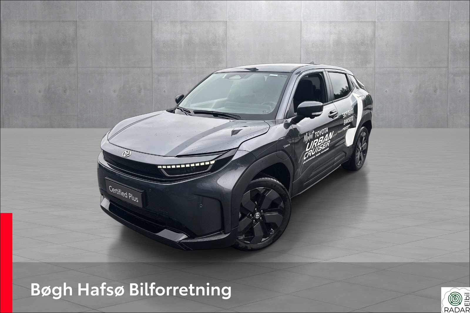 TOYOTA URBAN CRUISER 4WD Executive 61kWt Panorama/JBL/Delskinn/360kamera