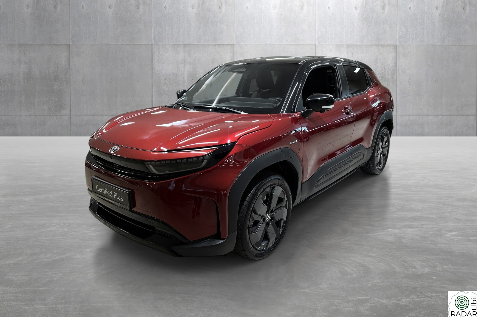 TOYOTA URBAN CRUISER 4WD Executive 61kWt