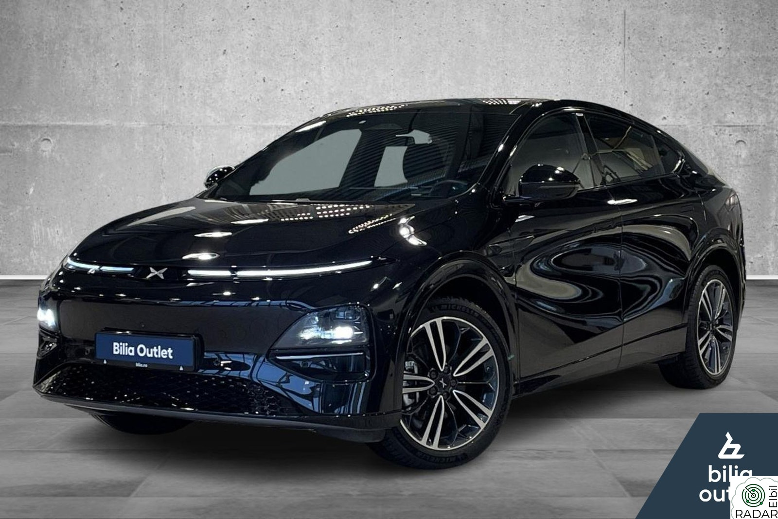 XPENG G6 Performance AWD Toppmodell H-feste Glasstak ++