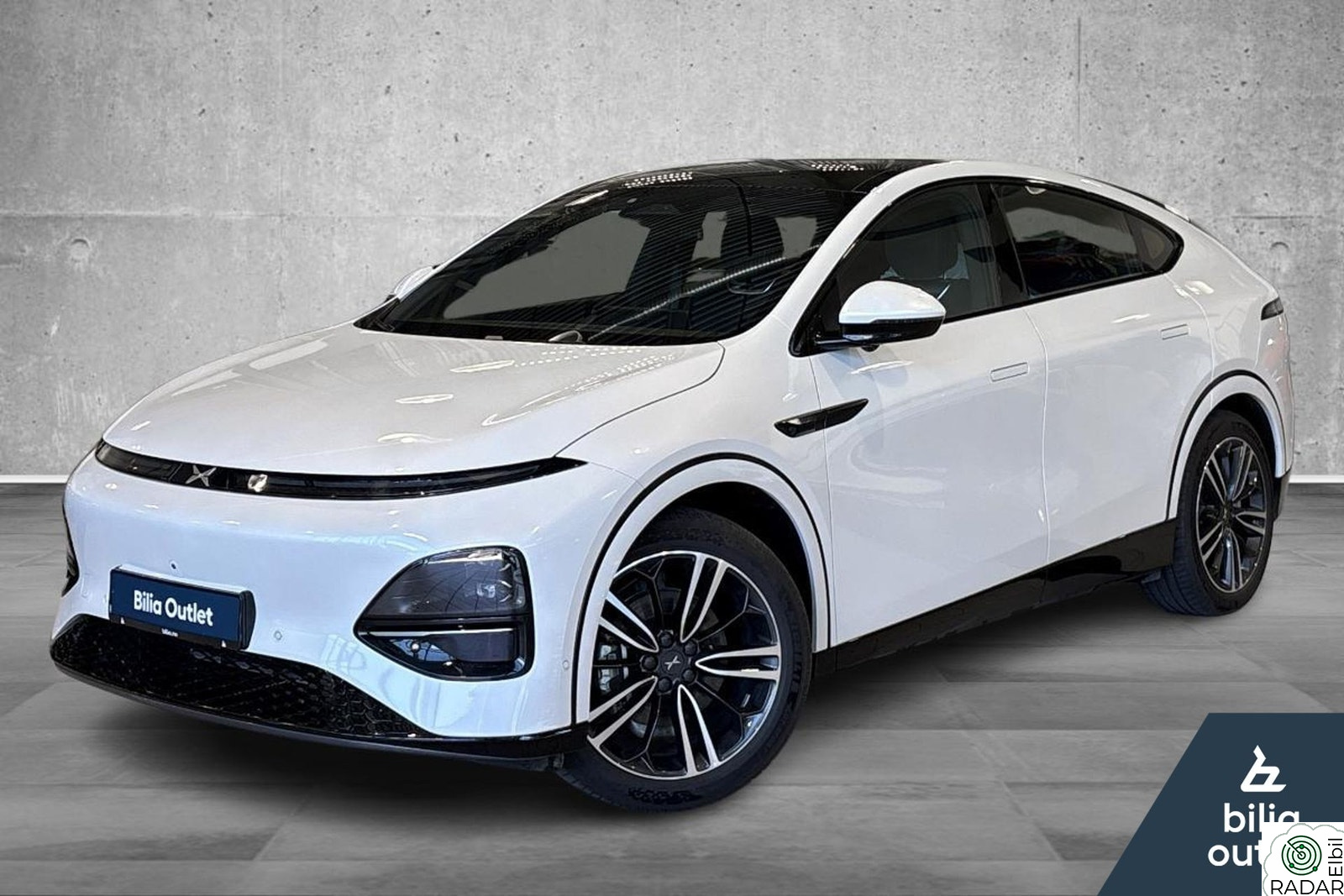 XPENG G6 AWD Performance Toppmodell 360-kamra H-feste Panorama