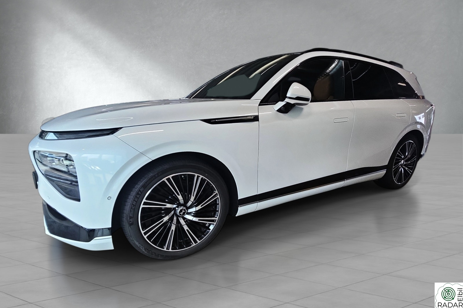 XPENG G9 LR 4WD Performance SKINN-NAVI-KROK-VINTERHJUL