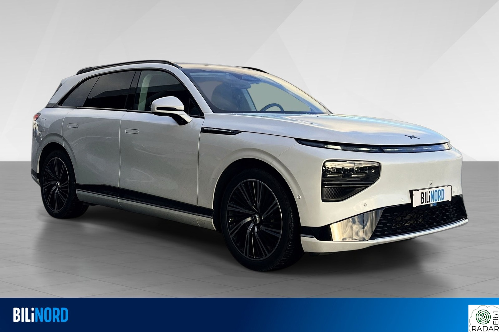 XPENG G9 Xpeng G9 Performance
