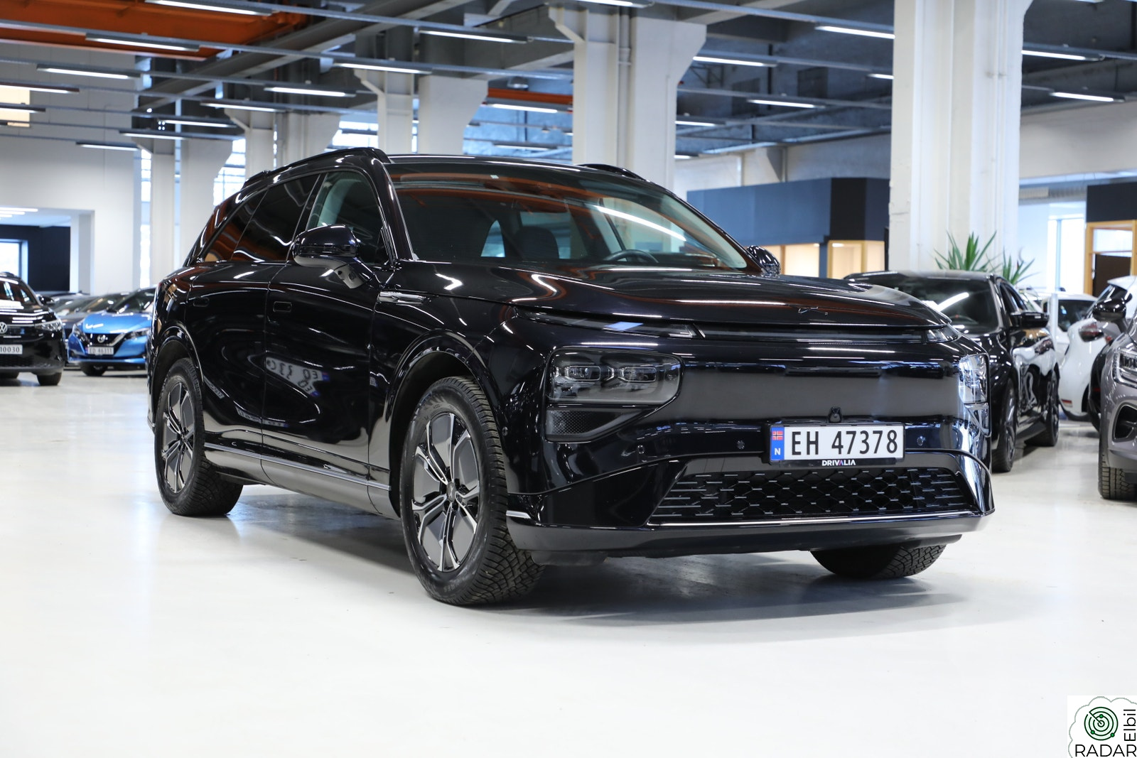XPENG G9 98KWH AWD PERFORMANCE/Acc/Soltak/Luft/360/Krok